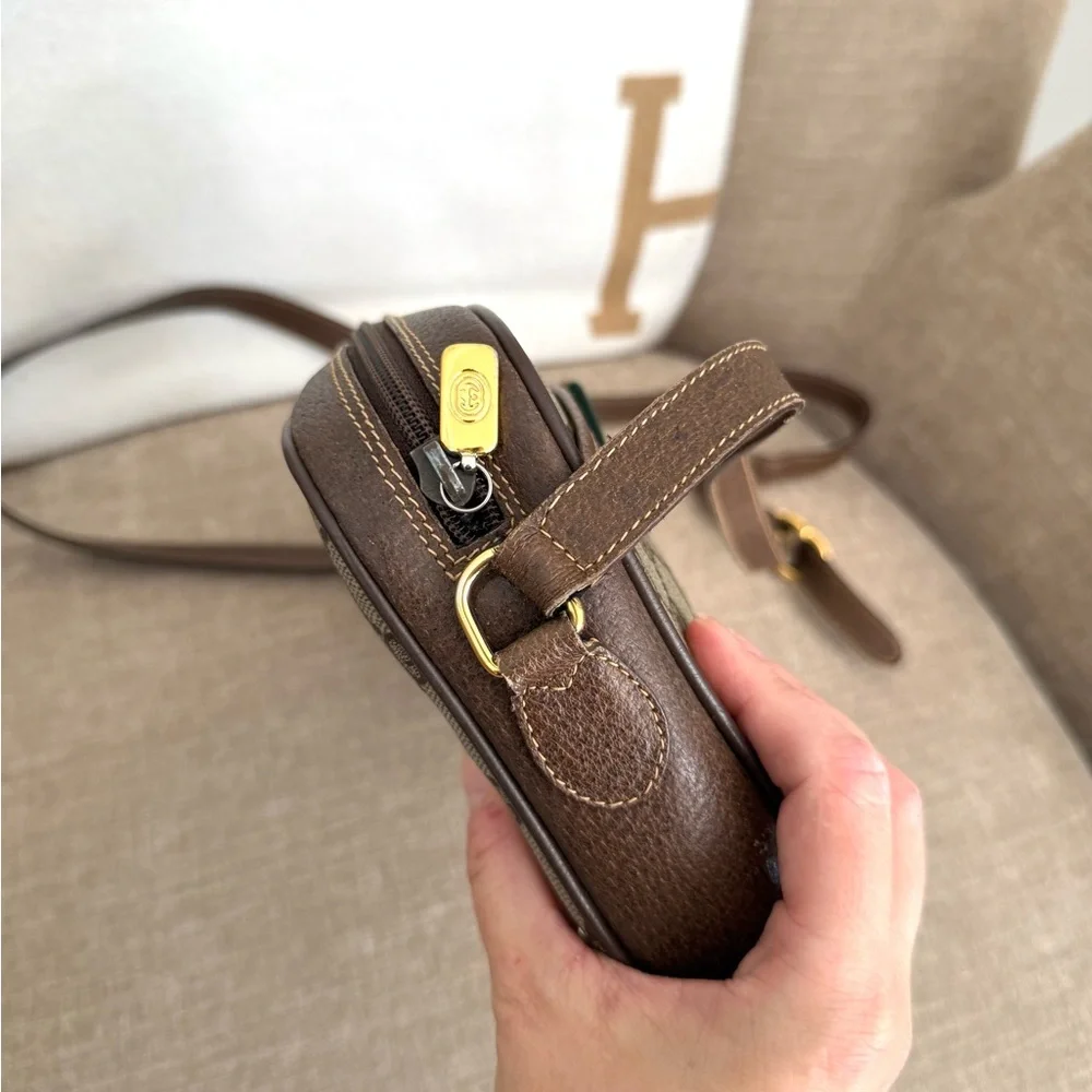 Gucci authentic brown monogram coated canvas crossbody bag brown leather - Picture 10 of 16